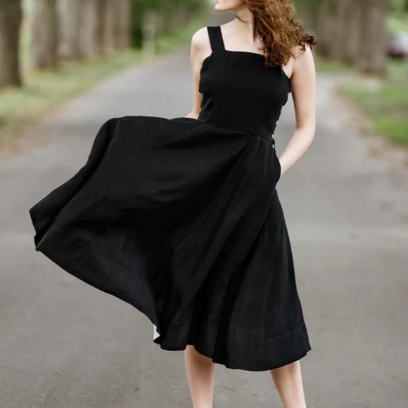 Son de Flor Dresses & Skirts - Son de Flor Black Linen Pinafore Dress XXL